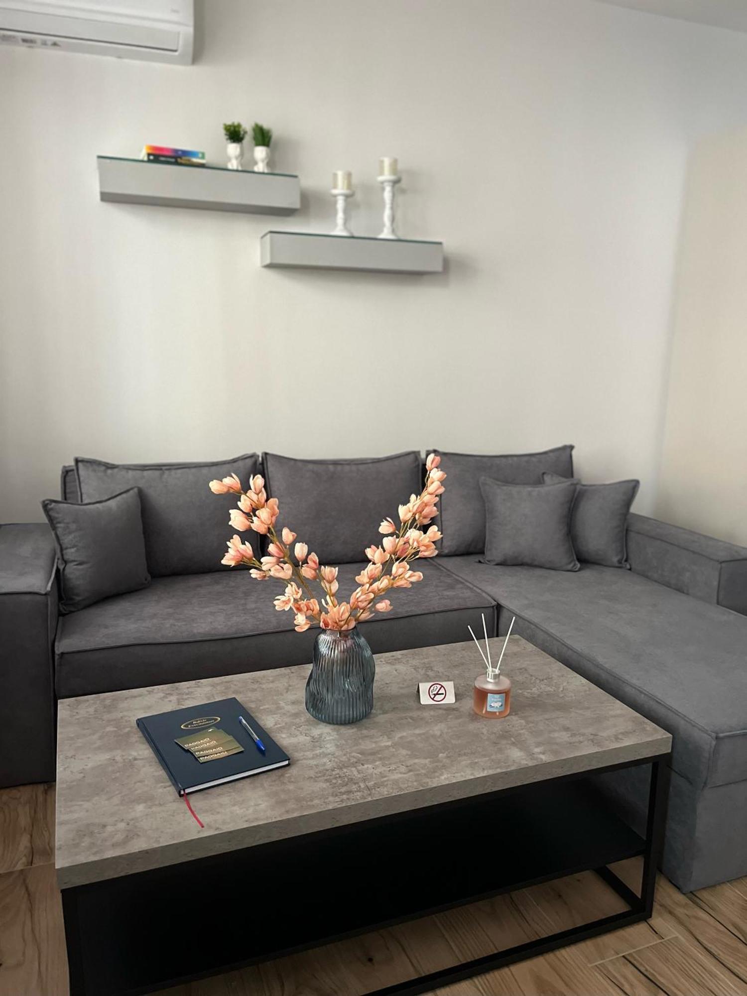 Paggaio Escape Apartment *